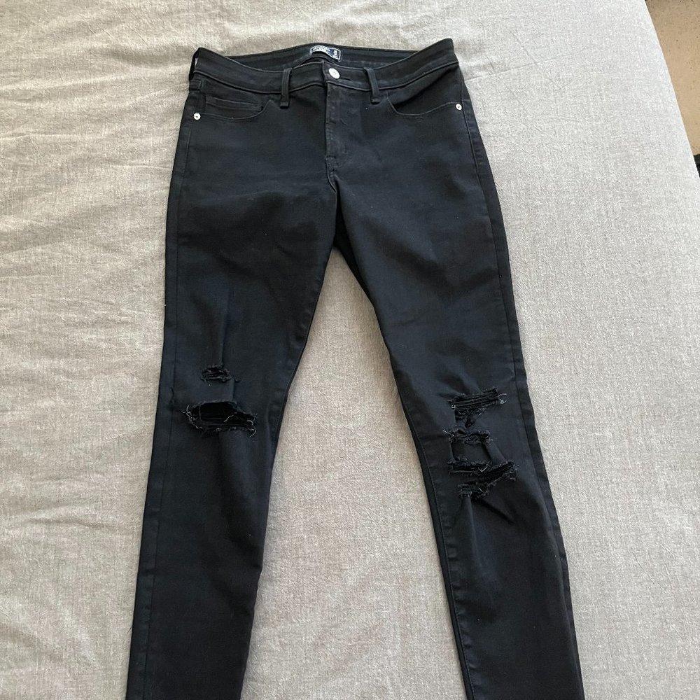 Abercrombie & Fitch Distressed Mid Rise Skinny Jeans